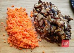 Illustration of how to make wonton skin and shaomai pancakes 3