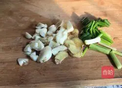 Pork Ribs Braised Noodles - Magic Flour Recipe Illustration 3