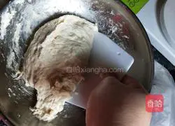 Illustration of how to make broccoli sausage bread (no tenderization) 4