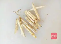 Illustration of the freshest way to eat cold ginseng 1