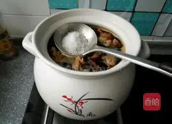 Illustration of how to cook beef brisket with tomatoes 5