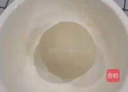 Illustration of how to make hot sesame pancake 3
