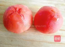 Illustration of how to make white sugar tomatoes 3