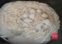 Totole Chicken Noodles Recipe Illustration 5