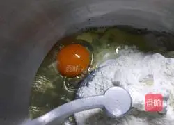 Illustration of how to make scallion oil scissor noodles 2