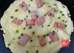 Illustration of how to make bacon and egg pancakes 9