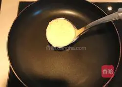 Illustration of how to make banana waffles 8