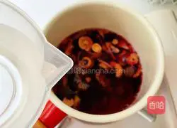 Illustration of how to make sour plum soup 4