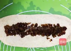 Illustration of making wheat-flavored red dates and sesame buns 14