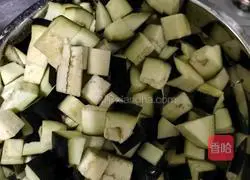 Illustration of how to make spicy eggplant buns 6