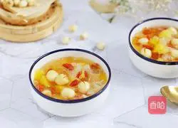 Illustration of how to make peach gum, white fungus and pineapple sweet soup 8