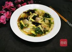 Illustration of how to make wontons in clear soup 14