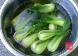 Illustration of how to make mushrooms and cabbage 2