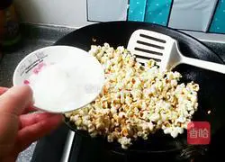Illustration of how to make sweet popcorn 7
