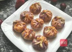 Illustration of how to make zucchini and egg stuffed buns 12