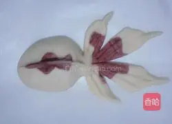 Illustration of How to Make Surplus Buns Every Year 11