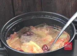 White Clothes Tremella Soup Illustration 8