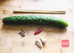 Illustration of how to make coir raincoat cucumber 1