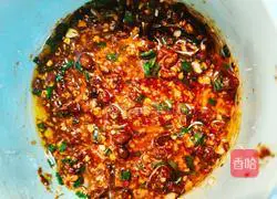 Illustration of how to make garlic noodles 5