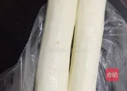 Illustration of how to make red date, yam and pork ribs soup 7