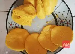 Illustration of how to make pan-fried pumpkin cake 5