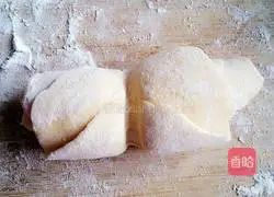 Illustration of how to make pumpkin and rose steamed buns 9