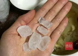 Recipe for Lily, Longan and Tremella Soup 7