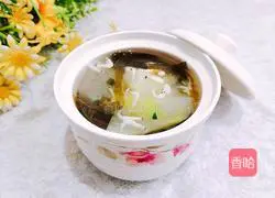 Illustration of how to make shrimp skin kelp and winter melon soup 12
