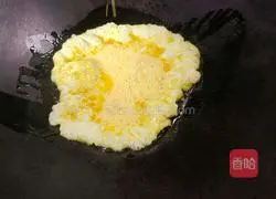 Mushroom Egg Noodle Soup Illustration 4