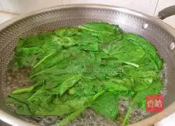 Spinach Steamed Buns Recipe Illustration 4