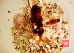 Illustration of how to make fresh wontons 3