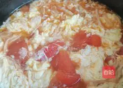 Illustration of tomato, enoki mushroom and egg soup 12