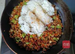 Illustration of how to make mini fried buns (rice and meat filling) 10