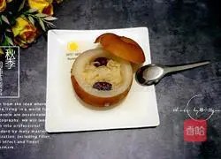 Steamed pear with rock sugar and white fungus in a cup Practice illustration 10