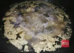 Illustration of how to make braised old duck soup 3