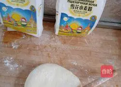 Illustration of Homemade Pig Ear Cake 10