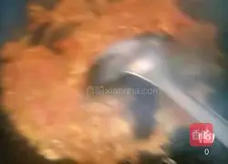 Illustration of how to make egg noodles 5 