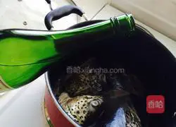 Illustration of how to make tofu and fish head soup 3