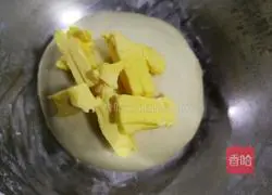 Illustration of how to make coconut leaf soft European (Polish species) 4