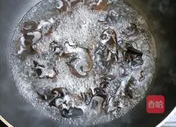 Illustration of how to make scrambled eggs with fungus 2