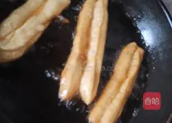 Home version of fried dough sticks illustration 6