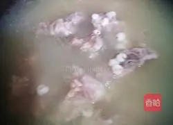 Illustration of how to make yam and barley spine soup 9