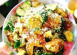 Illustration of how to make cold egg cucumber 12