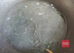 Illustration of how to make stir-fried vermicelli with leeks and eggs 7