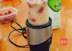 Strawberry yogurt recipe illustration 3