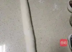 Illustration of how to make puffed noodles 6