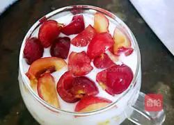 Illustration of how to make cherry oatmeal yogurt cup 9