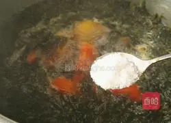 Illustration of seaweed and tomato ball soup 10 