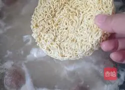 Illustration of the perfect combination of nutritious eggs and instant noodles 4