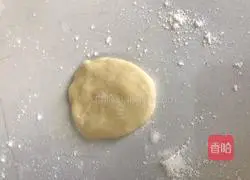 Illustration of how to make bread braid (one braid and one button)